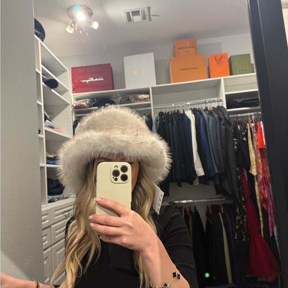 Hats Women Thick Warm Fluffy Fox Fur Luxury